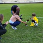 Andrei este pasionat de fotbal 