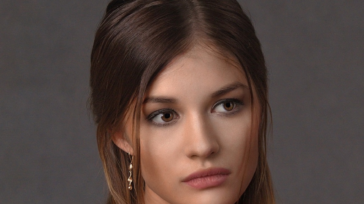 Trucul banal care te scapă de îngrășarea părului