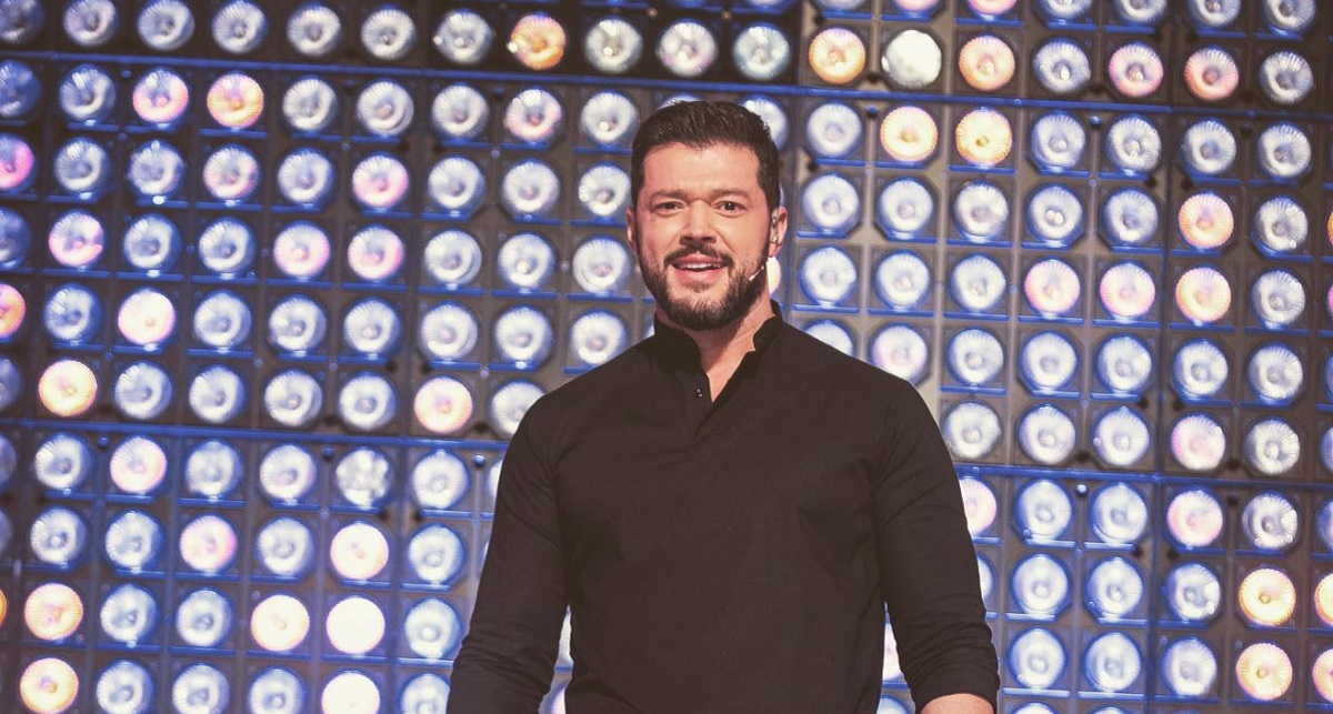 Cu ce se ocupă Victor Slav