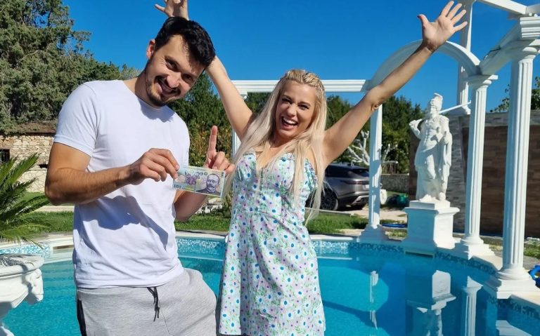 Cum s-a schimbat relația dintre Anisia Gafton și Serghei, după participarea actriței la ”Sunt celebru!”: ”Pauzele sunt și ele bune” EXCLUSIV