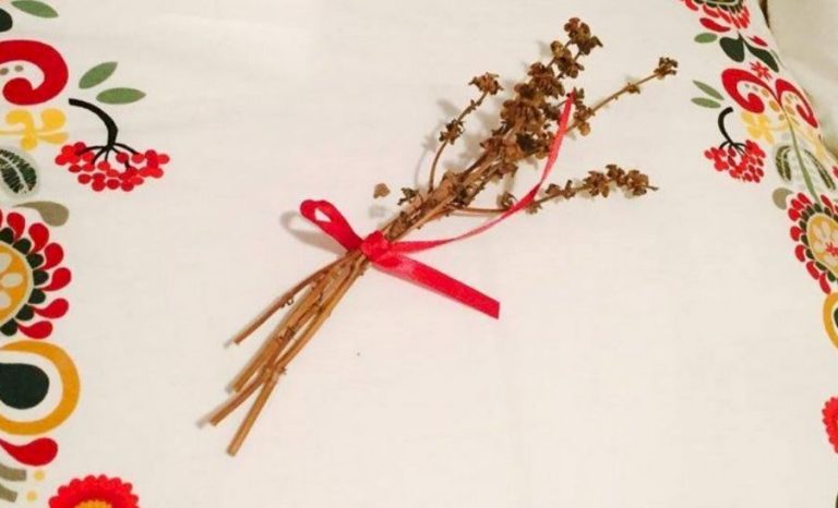 De ce se pune busuioc sub pernă în Ajun de Sfântul Andrei. Care este semnificația acestei tradiții, de fapt