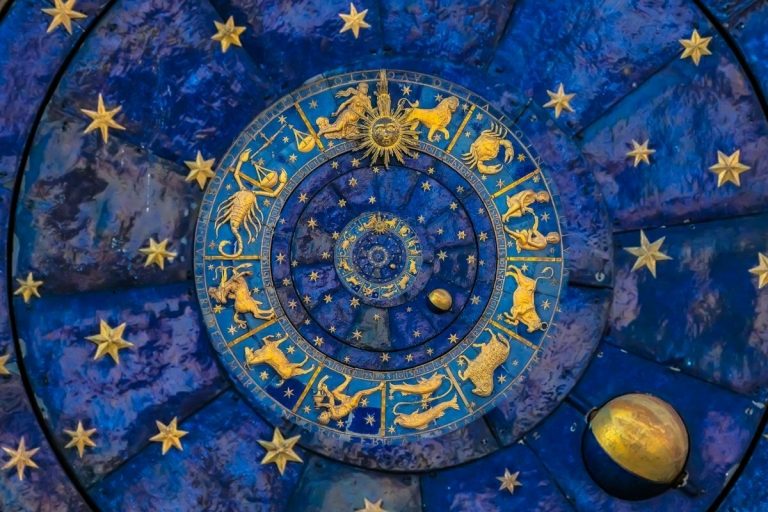 Horoscop zilnic 10 noiembrie. Relații tensionate, conflicte și neînțelegeri. Cei mai afectați nativi