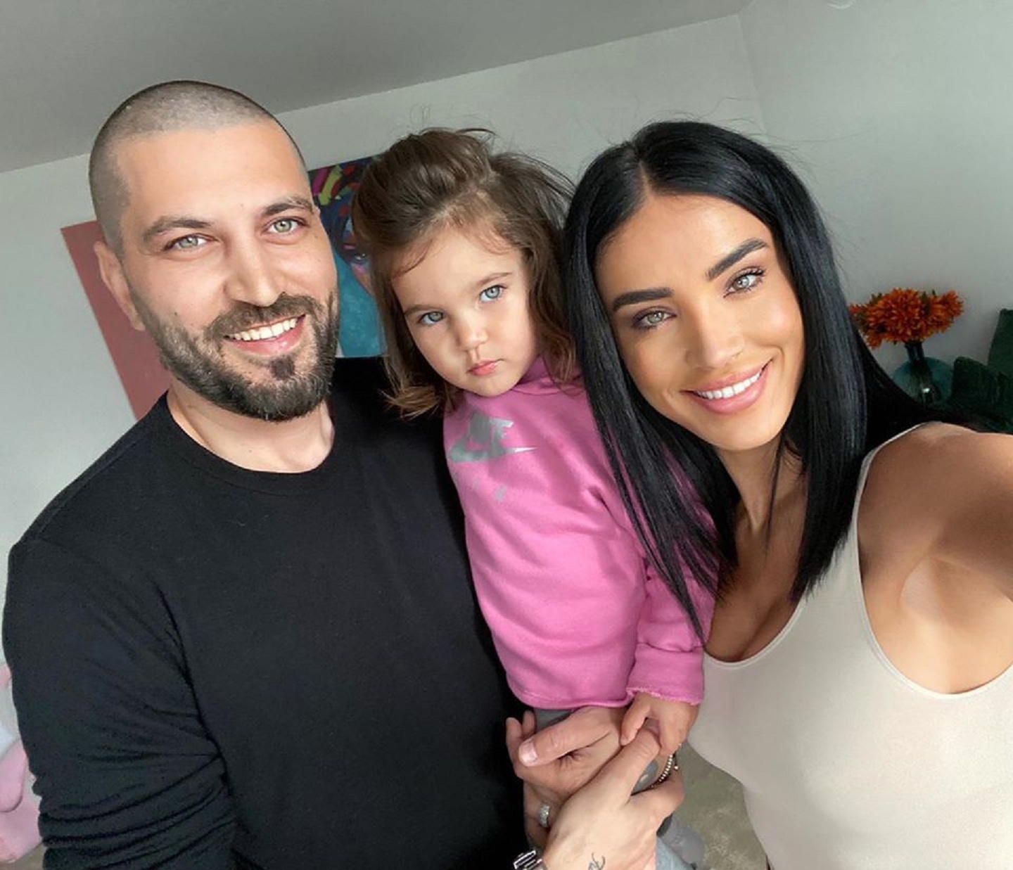 Cât de frumoasă este Zeni, fiica Adelinei Pestrițu, la 4 ani