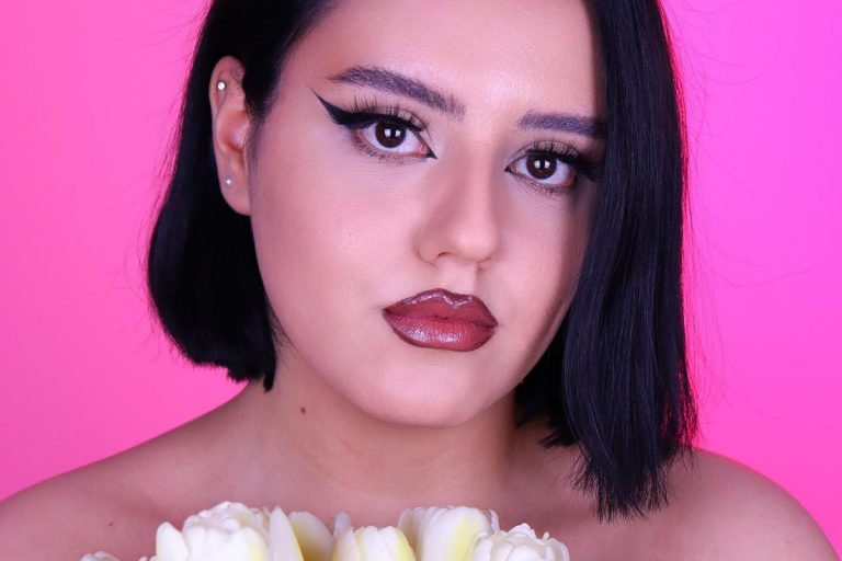 Noua tendință în materie de machiaj: roz! Claudia Preduca, make-up artist: “Există persoane care sunt adepte ale buzelor colorate” EXCLUSIV