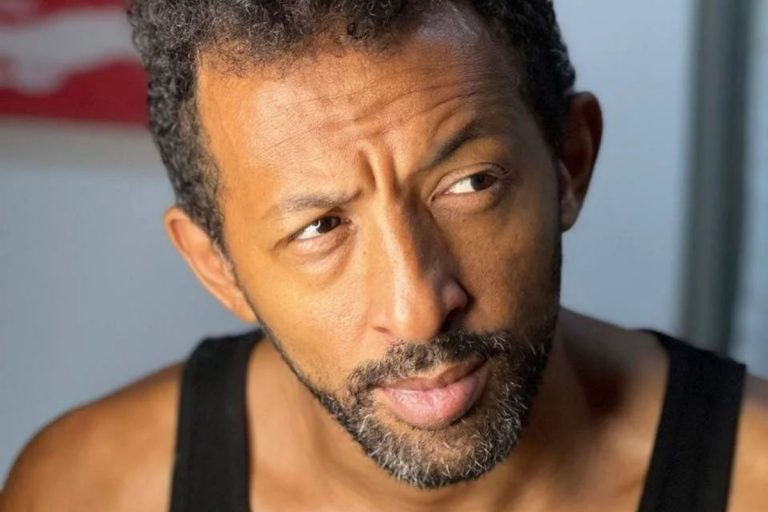 Kamara, despre cel mai jenant moment din carieră. Ce i s-a întâmplat într-un concert, când nu purta lenjerie intimă: “Mi-au pârâit pantalonii!” VIDEO EXCLUSIV