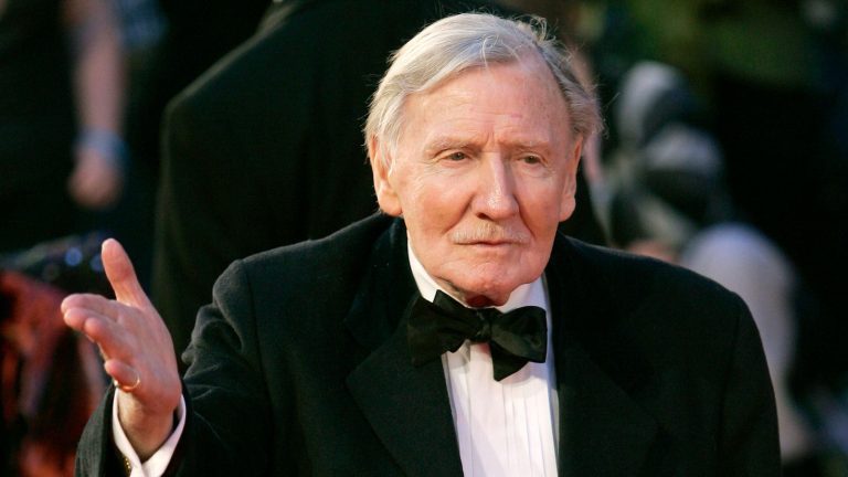 A murit Leslie Phillips, actorul din Harry Potter. De ce boală suferea