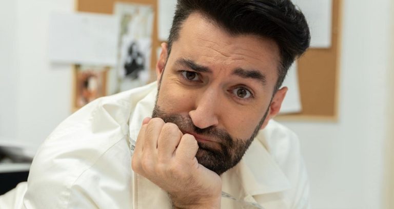 Locul surprinzător de unde i s-a furat lui Smiley telefonul. Nu s-a întâmplat în țară. Modul inedit prin care a acționat hoțul