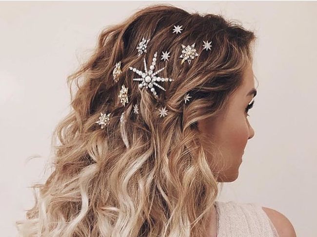 Coafuri de Revelion 2023. Cele mai frumoase coafuri pentru un look deosebit în noaptea dintre ani