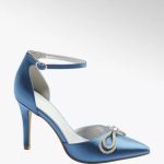 Produsele care sunt la mare cautare in aceasta perioada in magazinele de incaltaminte