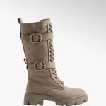 Produsele care sunt la mare cautare in aceasta perioada in magazinele de incaltaminte