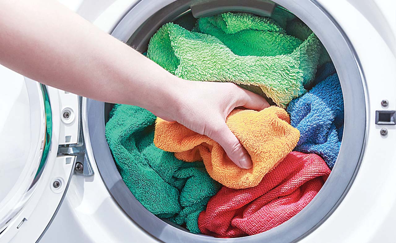 La câte grade trebuie să speli rufele ca să reduci factura la curent cu 55%