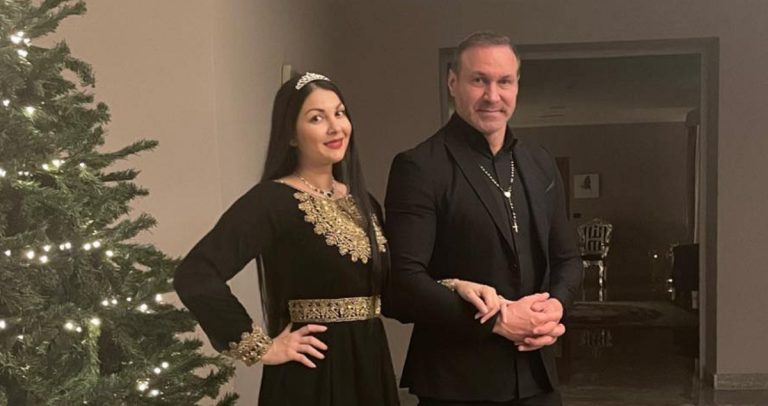 Alin Oprea și Medana, primele imagini de la cununia civilă: “Am devenit doamna Oprea cu acte în regulă”. Ce rochie a purtat