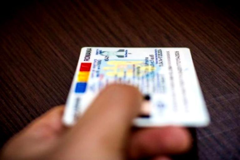 Femeia cu cel mai ciudat prenume din România. „Peste tot, cine aude prima dată numele se miră”. Cum o cheamă, de fapt