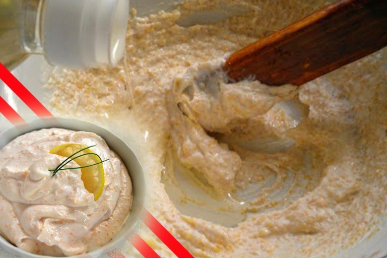 Ce să pui imediat în salata de icre dacă se taie. Ingredientul secret de care puține gospodine știu