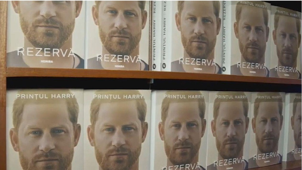 Cartea prințului Harry, disponibilă și în librăriile din România