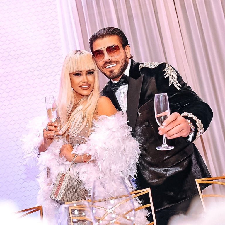 Ce se întâmplă cu Anda Adam și soțul ei la o lună de la căsătorie: „Nu vreți să jucați în filmul nostru. Este mereu cu furtună!” VIDEO EXCLUSIV