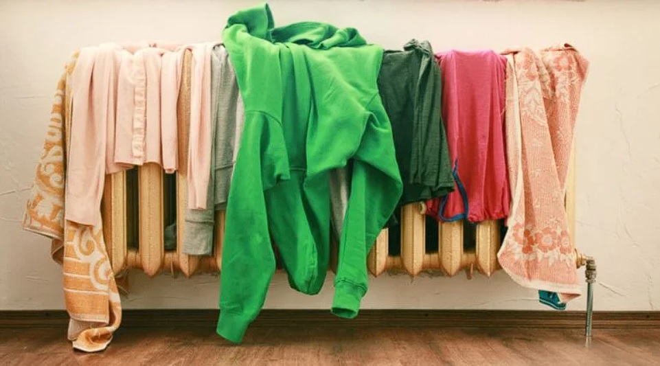 Unde este indicat să-ți usuci hainele în interiorul locuinței, dacă stai la apartament