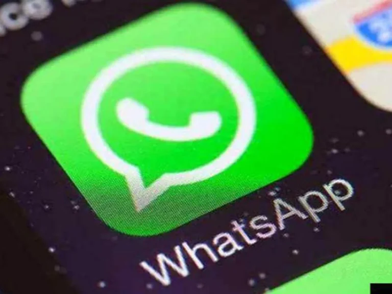 Semnul care arată că cineva ți-a accesat telefonul pentru a-ți citi mesajele de pe WhatsApp. Detaliul la care e bine să fii atent