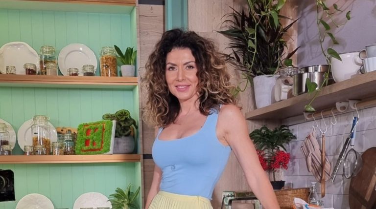 Alimentele pe care să le consumi când afară este ger. Lista realizată de Carmen Brumă