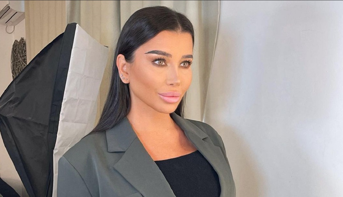 Cum arată Elena Băsescu în realitate