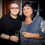 Fuego împreună cu mama lui