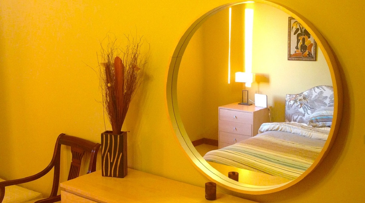 Cum trebuie să arate oglinda din casă pentru a atrage banii