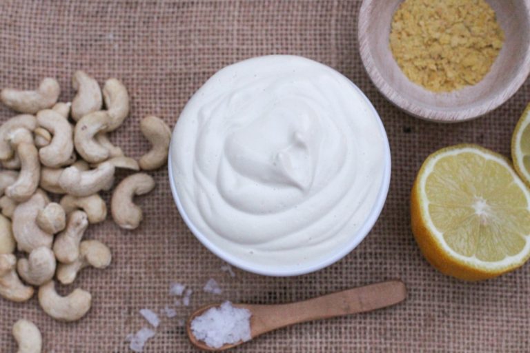 Cum poți face smântănă de post. Rețeta simplă, rapidă și extrem de gustoasă