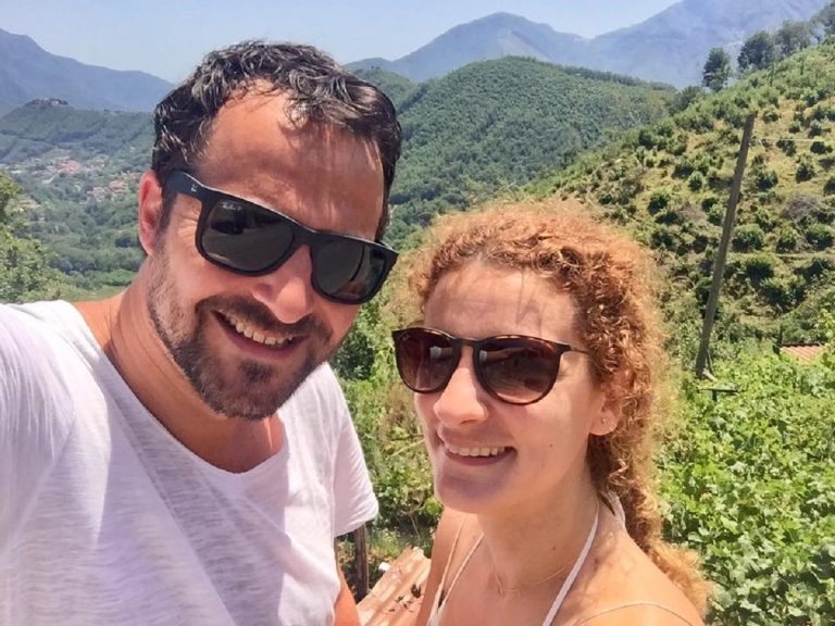 Semnul care a prevestit despărțirea dintre Andrei Aradits și soția lui. Cum a fost surprins actorul în urmă cu un an, imaginea le-a dat de bănuit fanilor