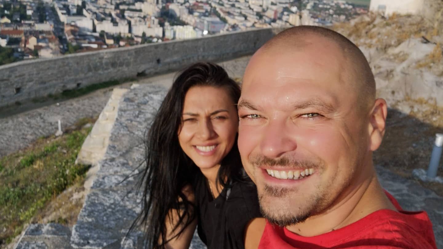 Cum arătau Puya și Melinda, în urmă cu 12 ani, la cununia civilă