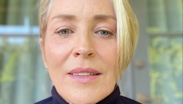 Sharon Stone, de nerecunoscut. Cum arată celebra actriță la 65 de ani. Imaginile i-au luat prin surprindere pe fani