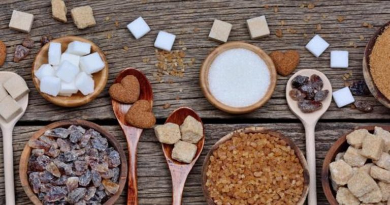 Cu ce poți înlocui zahărul în prăjituri. 7 variante sănătoase pe care le poți folosi pentru a prepara deserturile tale preferate