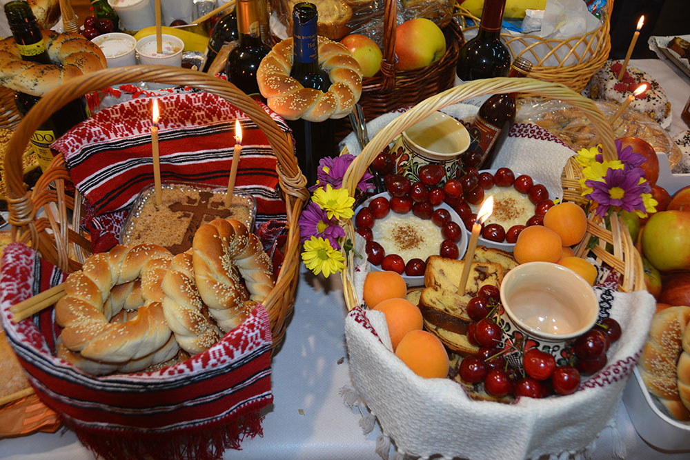 Ce este bine să dai de pomană de Florii