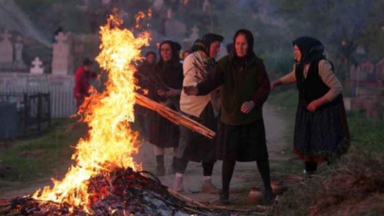 Ce se face în Sâmbăta Mare. Cele mai cunoscute tradiții pentru ultima zi din Săptămâna Patimilor