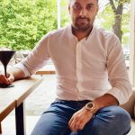 Cine ar fi milionarul cu care se iubește Anamaria Prodan