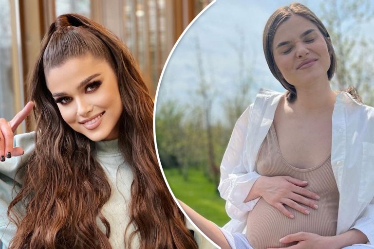 Cum s-a lăsat pozată Theo Rose în a șaptea lună de sarcină. Apare fără sutien și cu burtica de gravidă la vedere: “Nu e o sedință foto obișnuită”