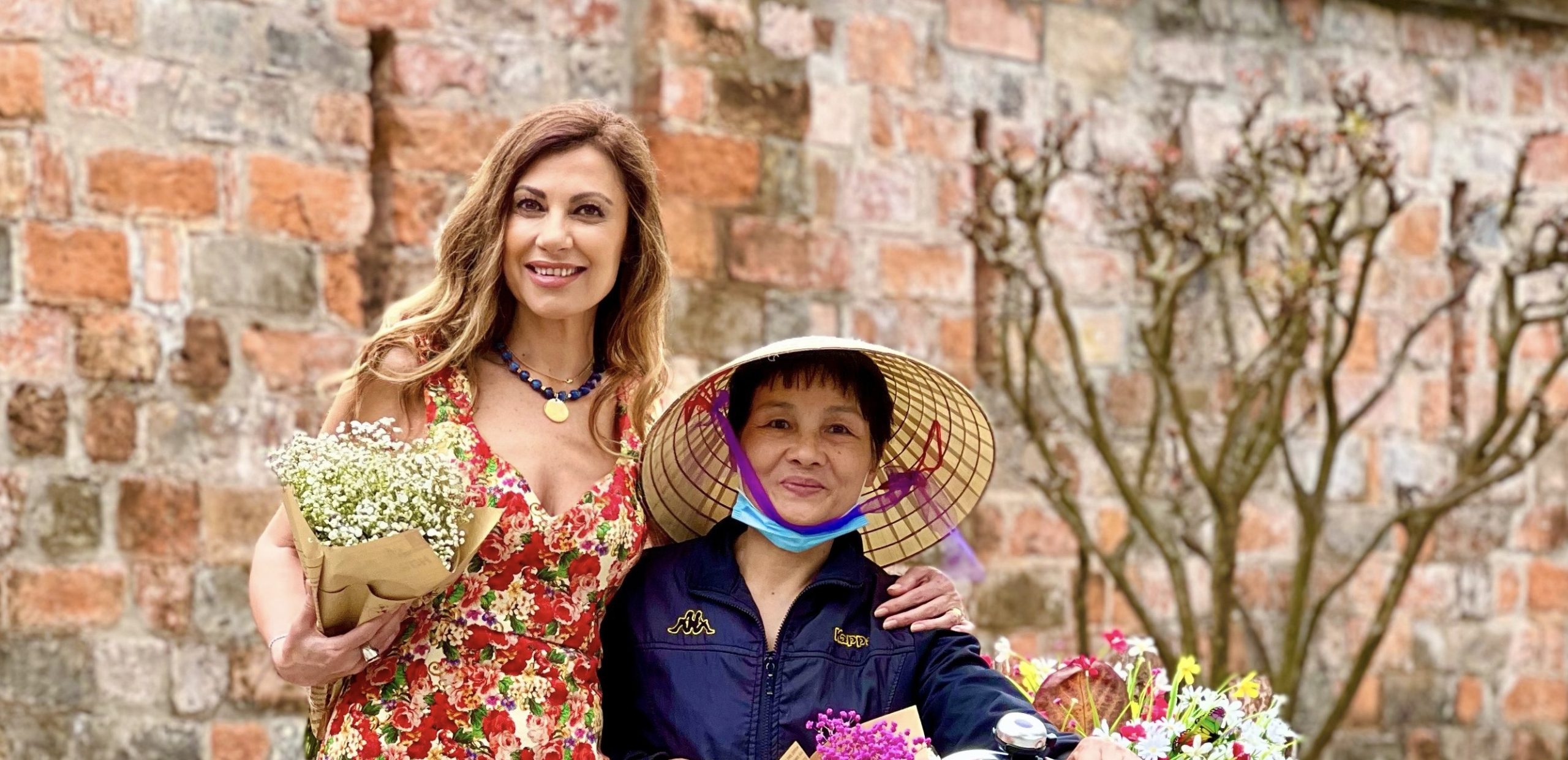 Experiența inedită trăită de Dana Sota în Vietnam Mie îmi place să mănânc, am încercat tot felul de dubioșenii VIDEO EXCLUSIV