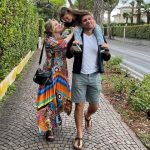 Laura Cosoi, soțul și fetițele lor