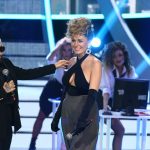 Misha experimentează preadolescența alături de fiica ei și a lui Connect-R