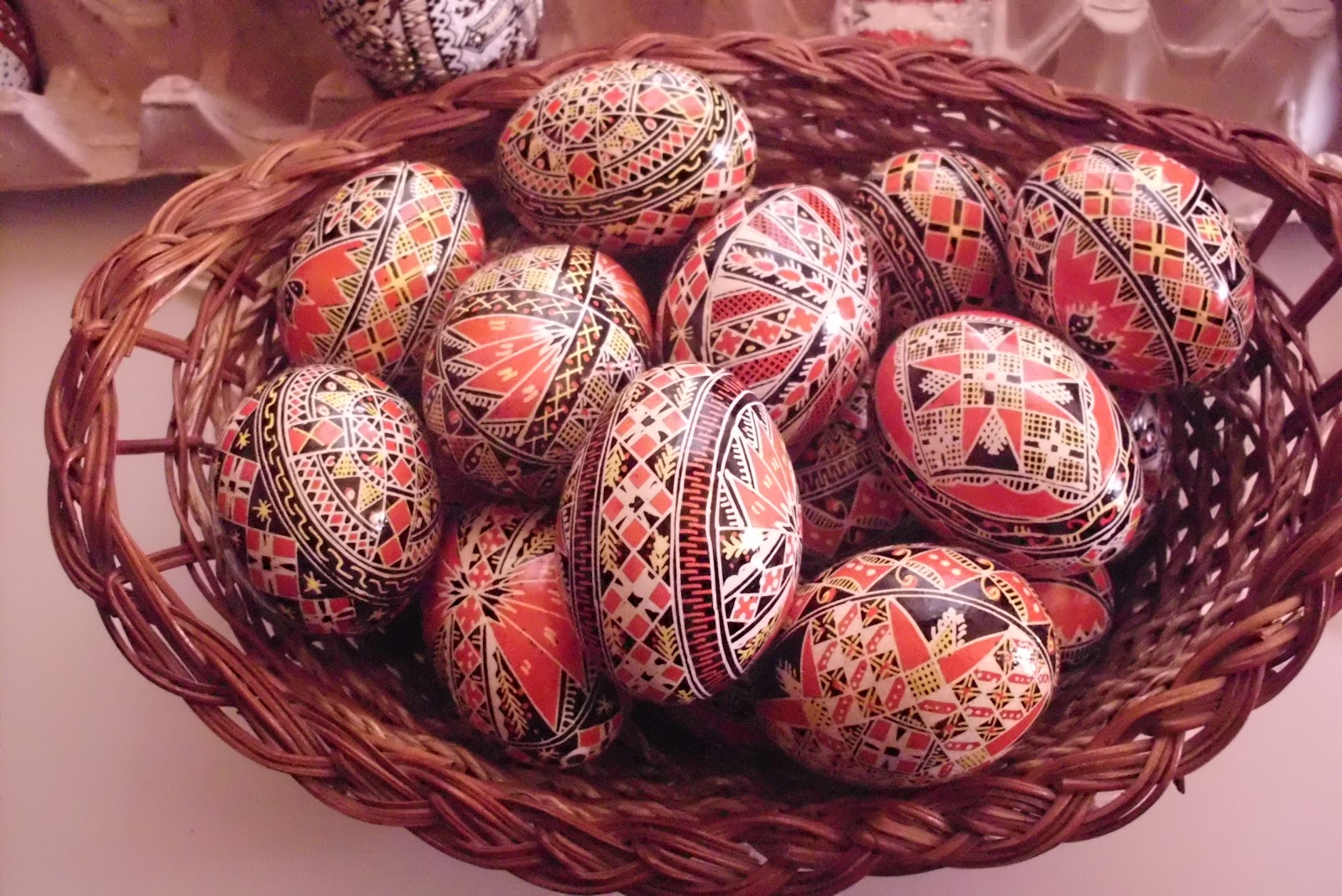 Modele ouă de Paște 2023