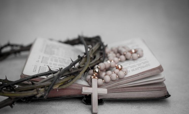 Tradiții și obiceiuri în Miercurea Mare. Ce este bine să faci în această zi ca să ai un an binecuvântat