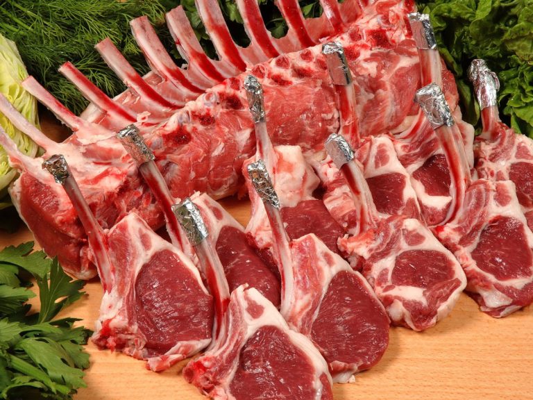 Ce condimente se pun la carnea de miel. Secretul pentru a ieși savuroasă și gustoasă