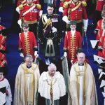 Ce conține coroana istorică purtată de regele Charles la încoronare 7