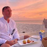 De ce merge Crina Abrudan singură în vacanță