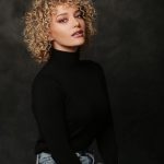 Familia îi urmărește îndeaproape cariera Alexiei Țalavutis. Ce „comoară” deține bunica artistei. „Știe exact ce este pe fiecare în parte” VIDEO EXCLUSIV