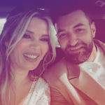 Sacoul special purtat de Smiley la petrecerea de nuntă. Invitații l-au admirat îndelung, rar vezi așa ceva FOTO
