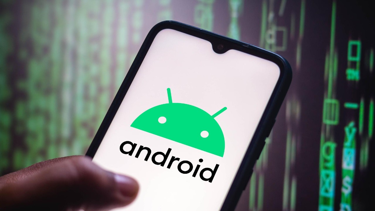 Ce se întâmplă dacă tastezi codul *#06 pe telefonul tău Android