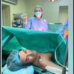 Daniela Crudu a născut. Primele imagini cu fetița. Fosta asistentă tv radiază de fericire