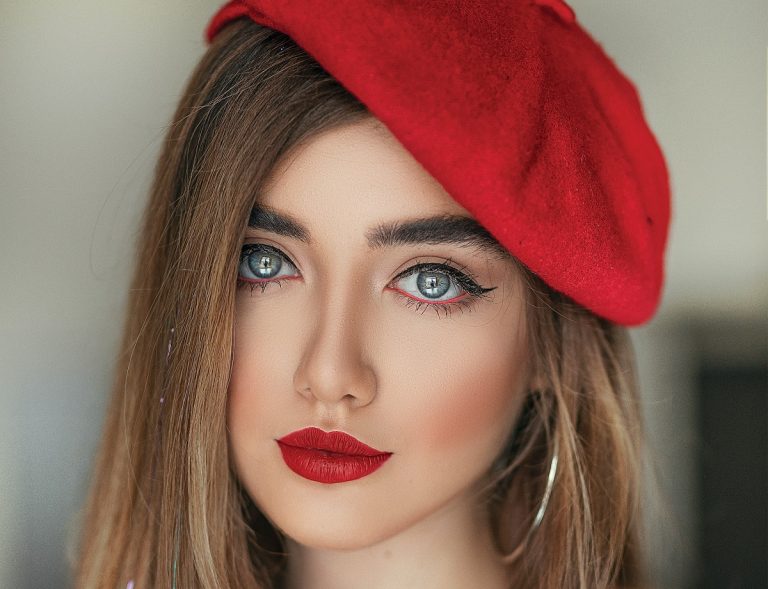 Trei lucruri banale care te fac mai atractivă. Orice femeie trebuie să știe asta