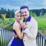 Cea mai extravagantă apariție de la nunta lui Smiley și a Ginei! Adela Popescu, în rochie transparentă. Ce au purtat Andreea Esca, Adelina Pestrițu și Sore