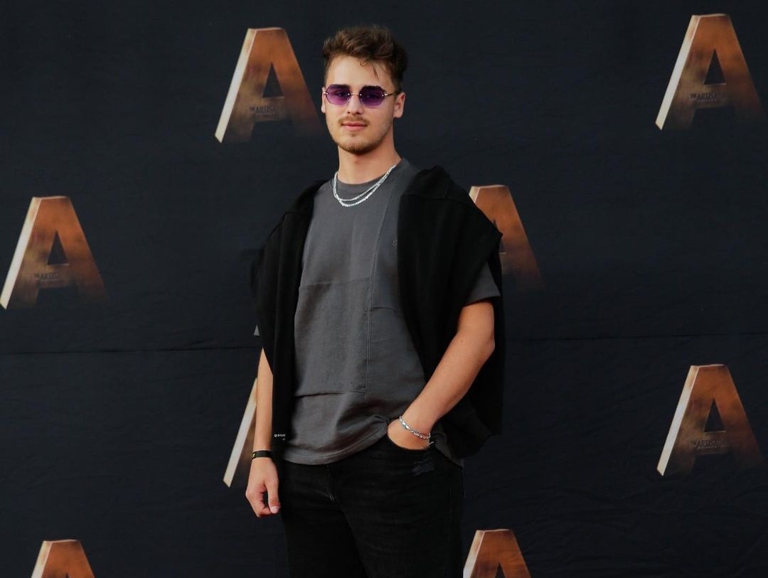 Cât câștigă un tiktoker în România. Denis Matroș, creator de conținut